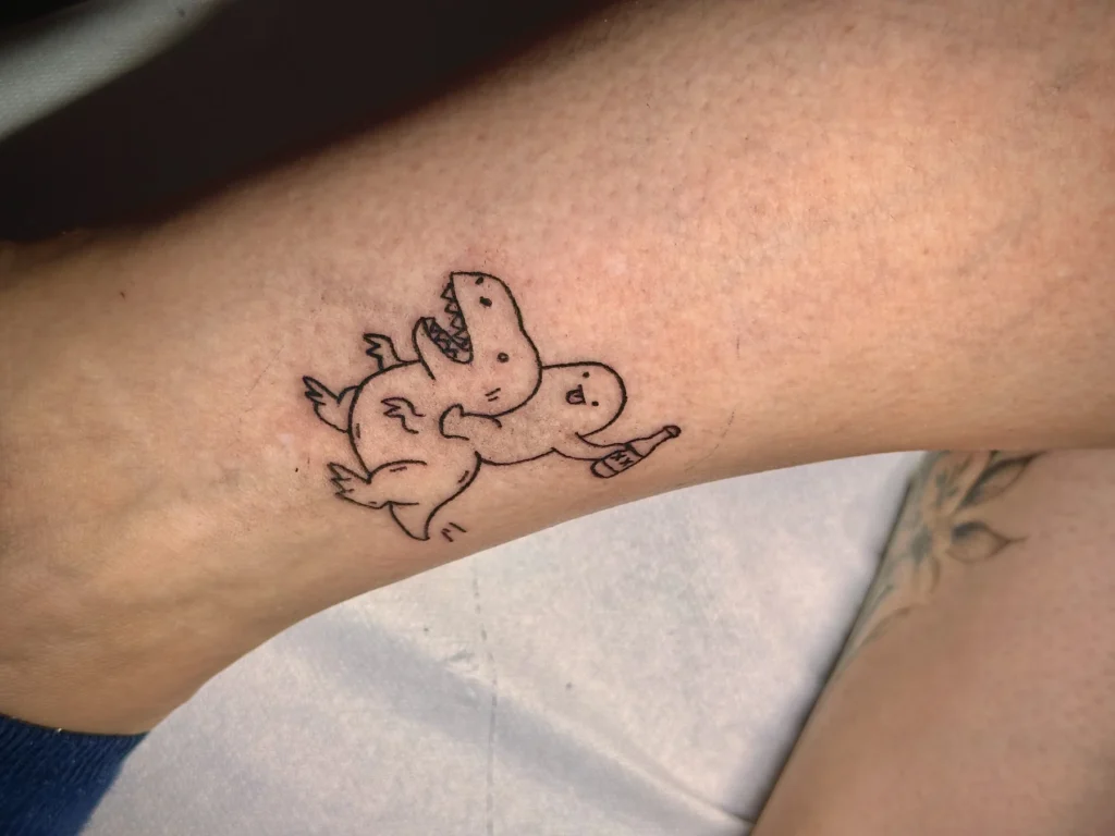 Tatouage « Petit dragon » réalisé par 6rius Tattoo près de Mulhouse.