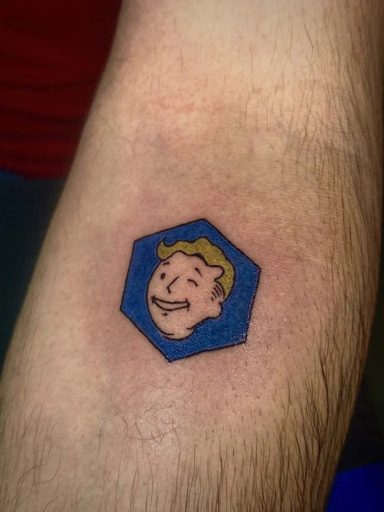 Tatouage « Fallout » réalisé par 6rius Tattoo près de Mulhouse.