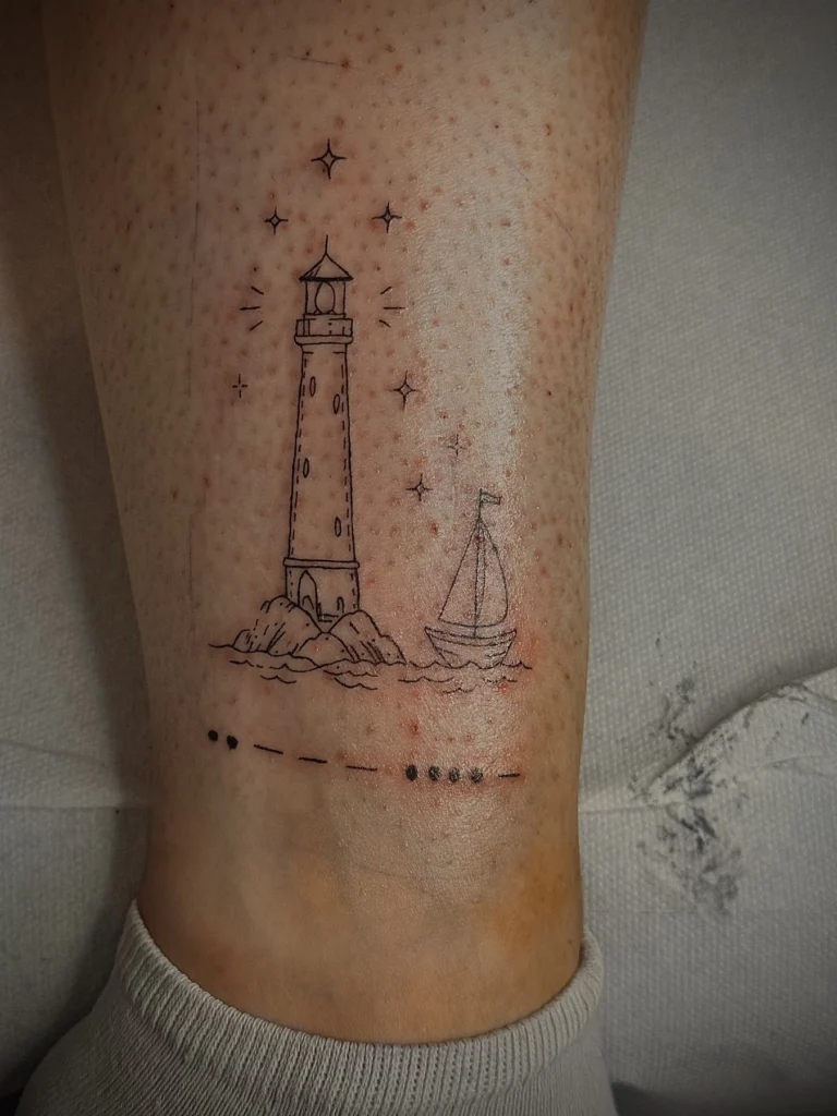 Tatouage « Phare » réalisé par 6rius Tattoo près de Mulhouse.