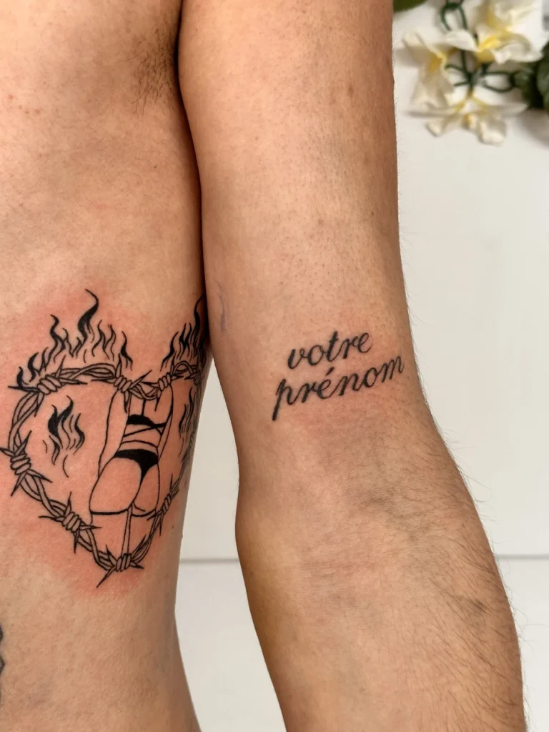 Tatouage « Tatouages en duo — lignes fines » réalisé par 6rius Tattoo près de Mulhouse.